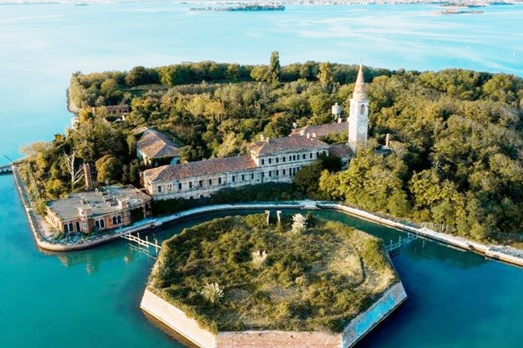Pulau Poveglia, Italia