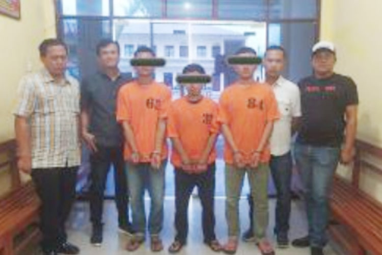 Alexander Sinukaban,Pengeroyokan,Tanah Karo,Tersangka,Penganiayaan,Viral EBT (22), JS (24), dan RPB (18).