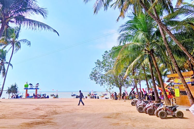 Pantai Kelapa,Pantai Kelapa Tuban,Pantai Kelapa di Tuban,Pantai,Kelapa,Tuban,Pesona,Sejarah,Keunikan,Fasilitas,Akses,Rute,Tips,Harga Tiket,Kelurahan Panyuran,Kecamatan Palang,Kabupaten Tuban Pantai Kelapa Tuban menawarkan pesona alam perawan, nilai historis, fasilitas lengkap, akses mudah, harga terjangkau, ideal untuk liburan.