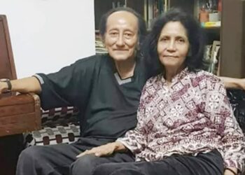 Pasutri lansia berprestasi ditemukan meninggal membusuk di jonggol, diduga telah wafat beberapa hari. Anak-anak mereka menghilang.